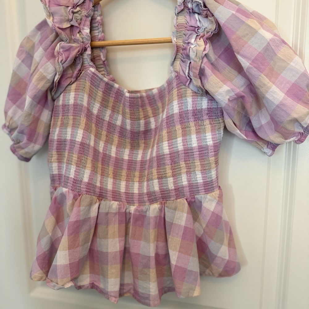 Boutique balloon sleeve purple plaid fitted bodice. women’s small. Size 2-4.NWOT